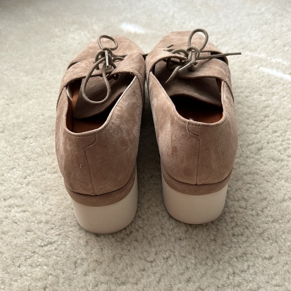 L’Amour Des Pieds Soft leather simply tie shoe - Picture 5 of 6